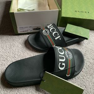 Gucci slides